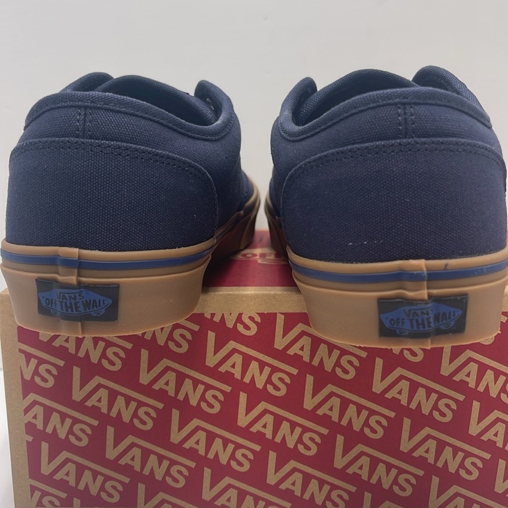 Vans Men’s Blue Canvas Sneakers Gum Sole Vans Atwood
(12 Oz Canvas) Navy/Gum NIB - Picture 4 of 16